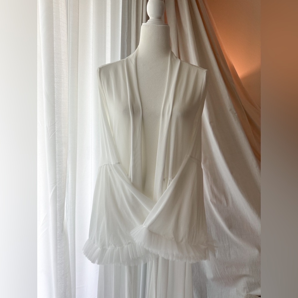 Bridal Ruffle Trim Mesh Robe - Picture 2 of 5